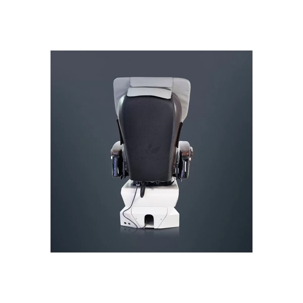 Alfalfa Onne PediSpa w/ Installation