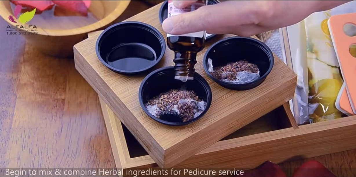 HerbalSpa Pedicure - 1 minute